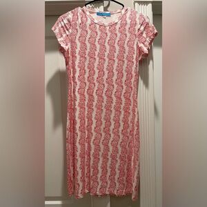 Virginia Johnson Short Sleeve Tee Shirt Dress 
Sz. S/P